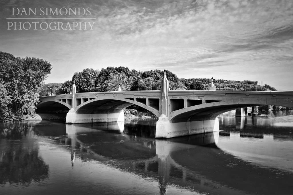 Clinton Street Bridge by Dan Simonds Canvas Print (Black, 12 x 18)